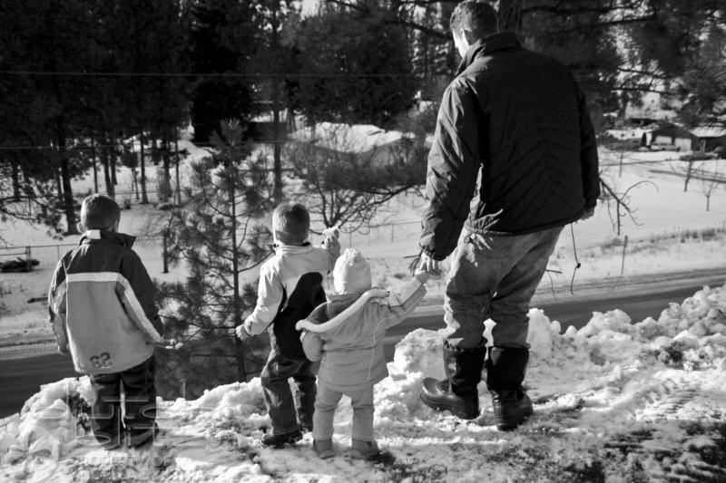 Throwing snow